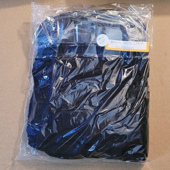 Black Falls Creek Cardigan - Picture 4 of 4